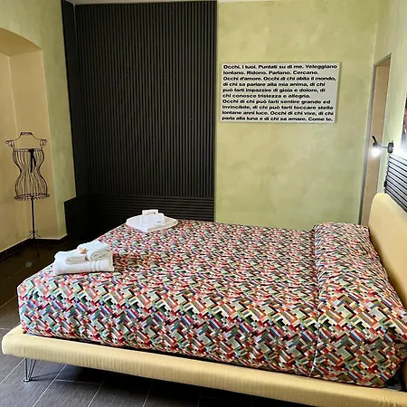Dimora Del Riccio 게스트하우스 4*