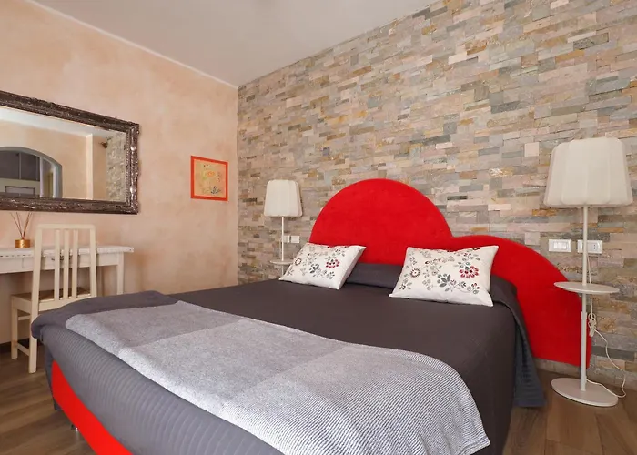 Dimora Del Riccio بيت ضيافة 4*